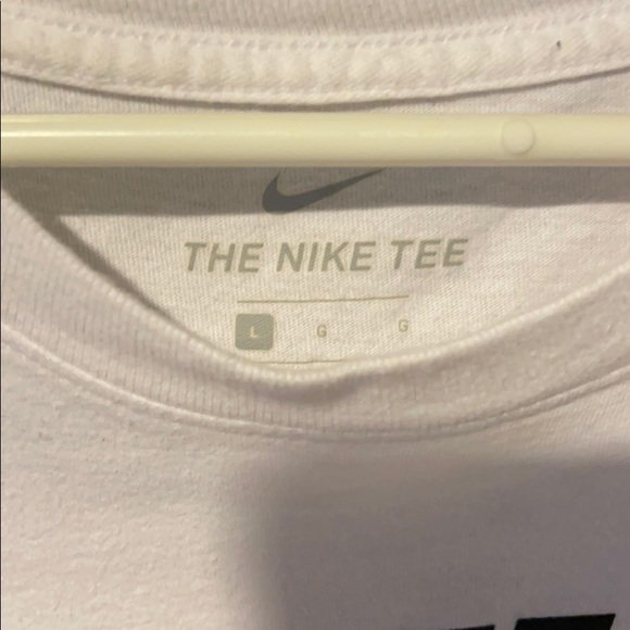 Nike Logo T-Shirt - Picture 2 of 2